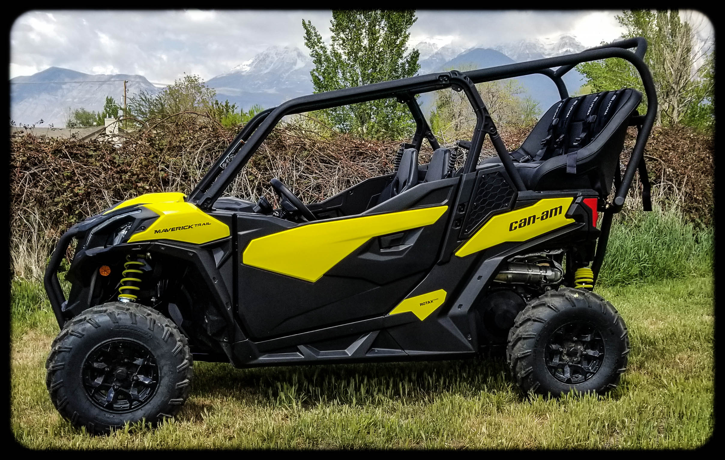 Maverick Trail Backseat and Roll Cage kits (2018-2025)