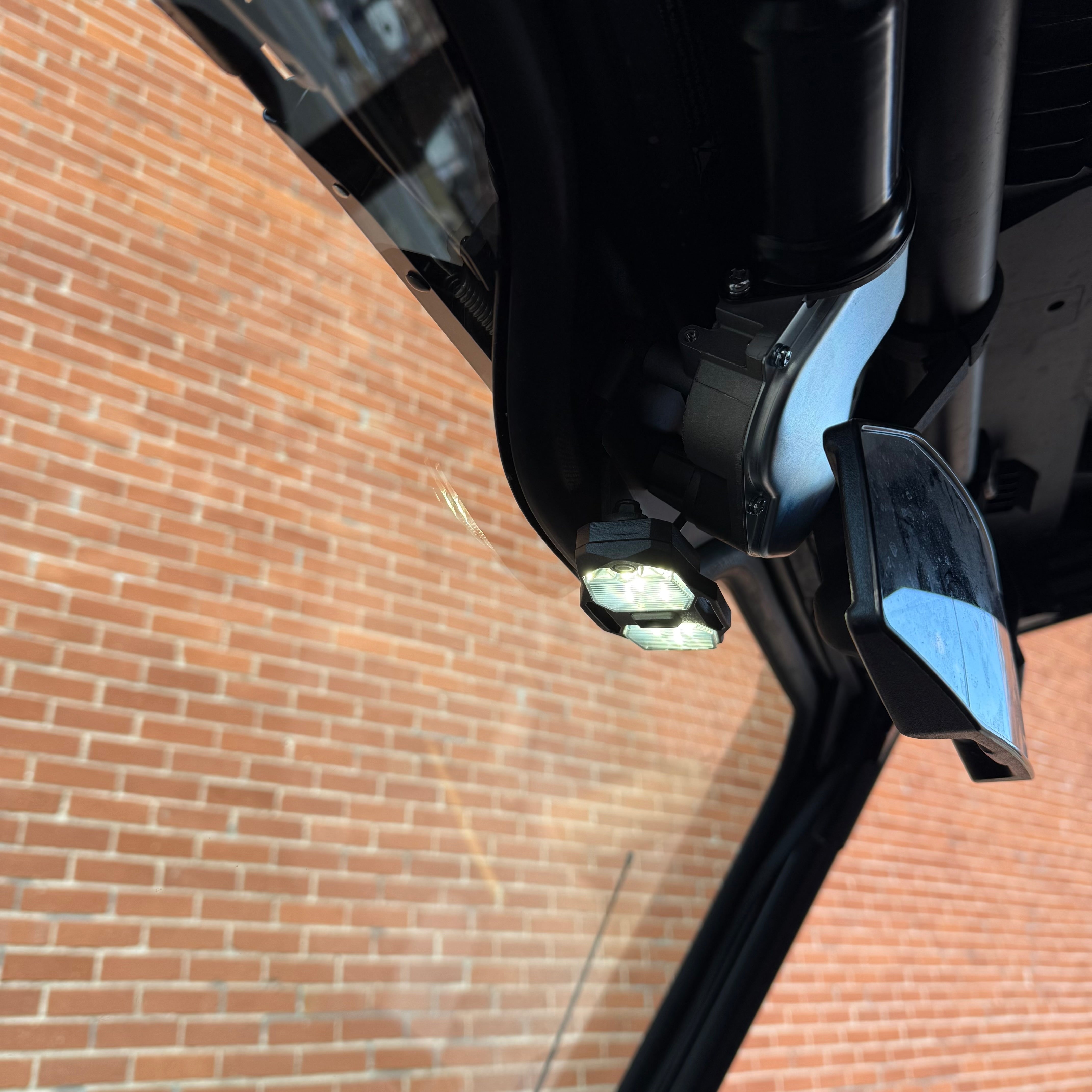 Polaris General 2.0 Vented Glass Windshield