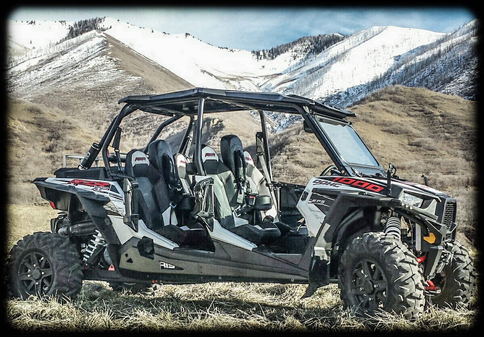 Aces Racing Bump Seat W/ 4-Point Harness – For Polaris RZR 1000 XP / XP4 / S – 2014-2023