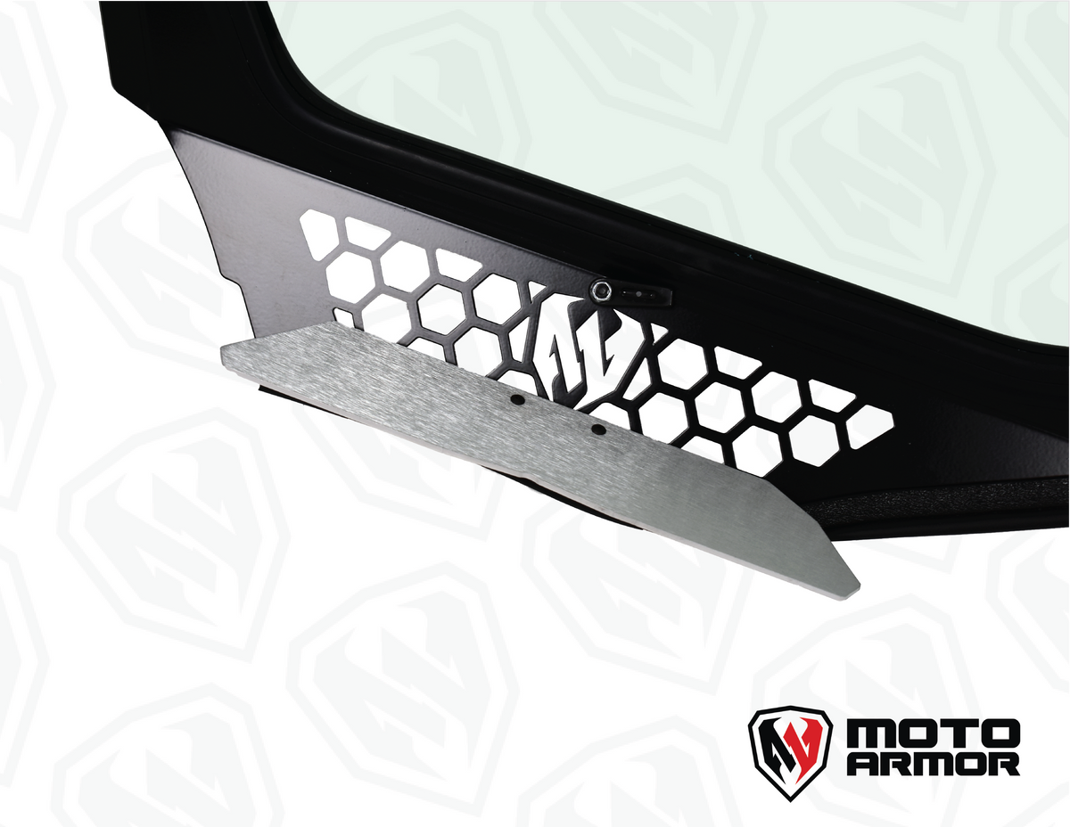 Maverick "R" Vented Glass Windshield with Wipers