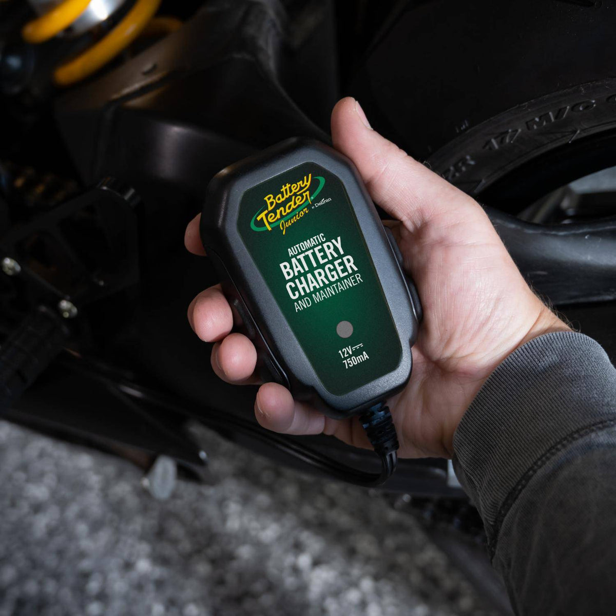 Battery Tender Junior 750mA 12V Battery Charger and Maintainer