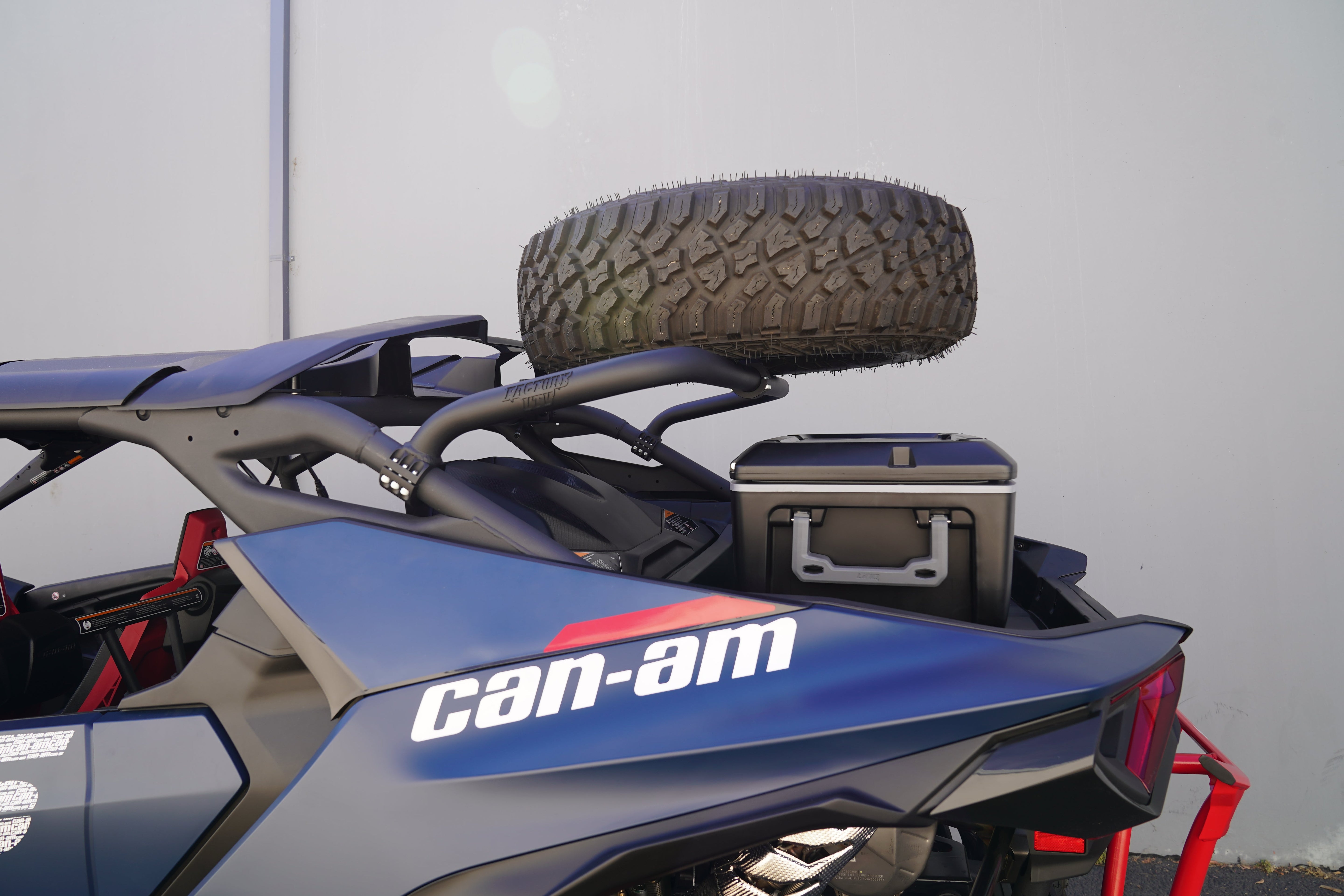 Can-Am Maverick R Max Mid-Height Dual Clamp Spare Tire Mount