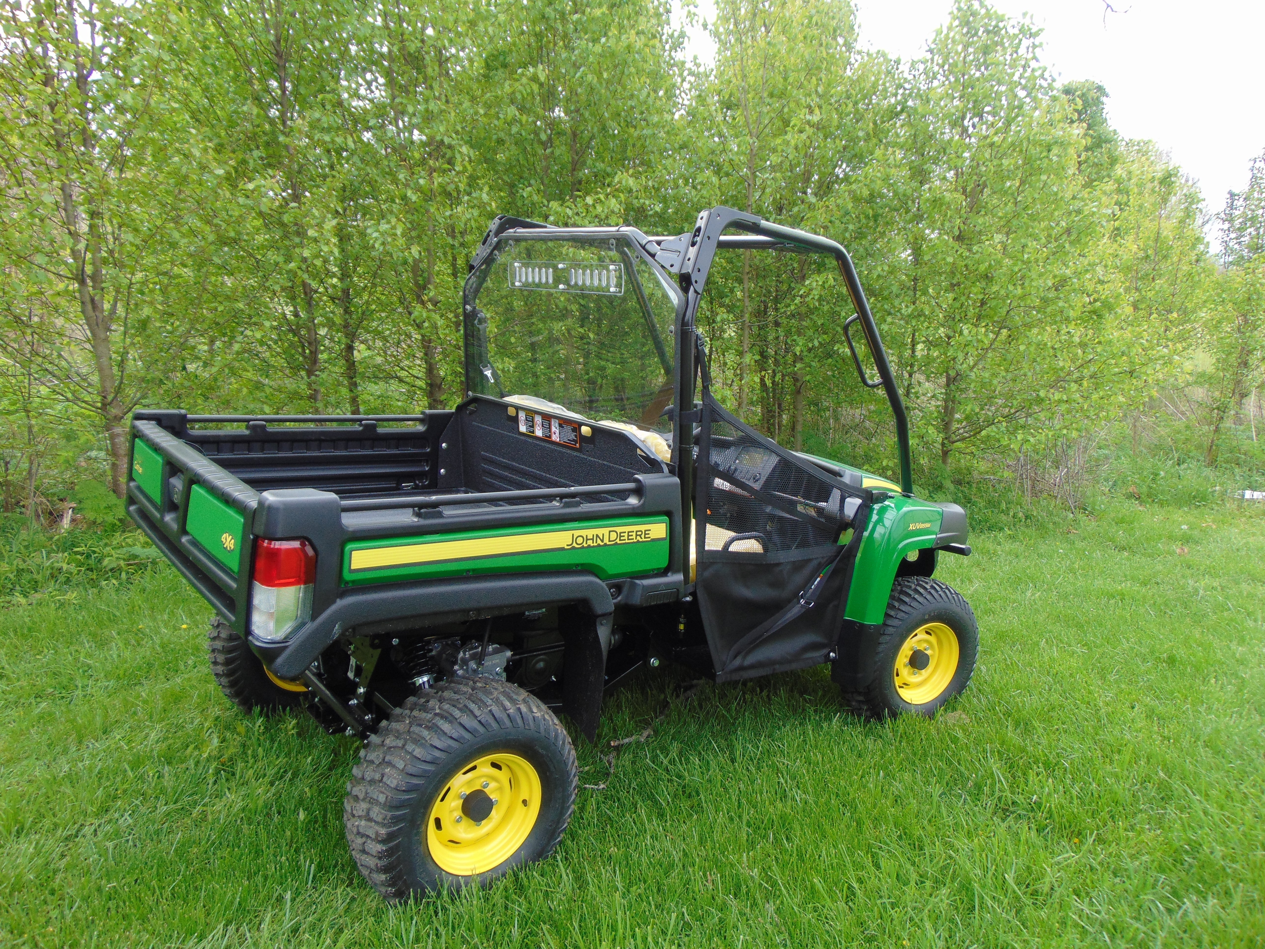 John Deere Gator HPX/XUV (2015+) - Lexan Back Panel w/Vent and ABS Lower Panel Options