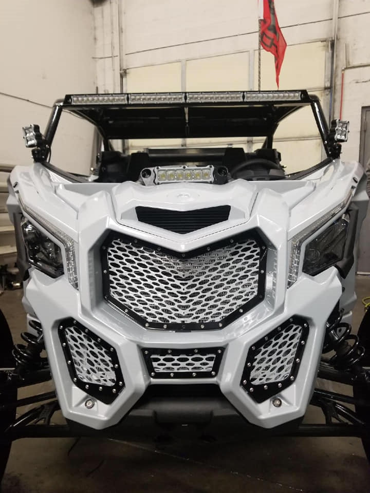 CanAm X3 Grille